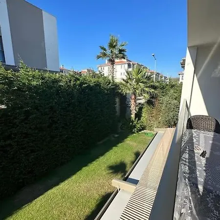 Daire Alacatiya 5 Dk Uzaklikta Yazlik Çeşme