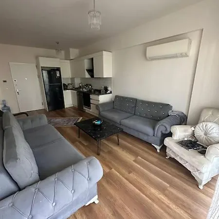 Alacatiya 5 Dk Uzaklikta Yazlik アパート Çeşme
