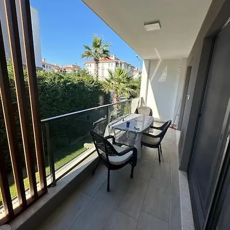 Alacatiya 5 Dk Uzaklikta Yazlik Çeşme
